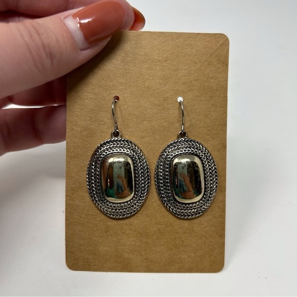 Vintage Monet Silver Tone Round Rectangle Braided Design Dangle Earrings - Picture 8 of 9